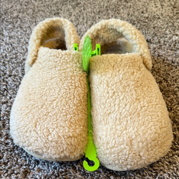 CROCS Slippers in Cream - Picture 4 of 5